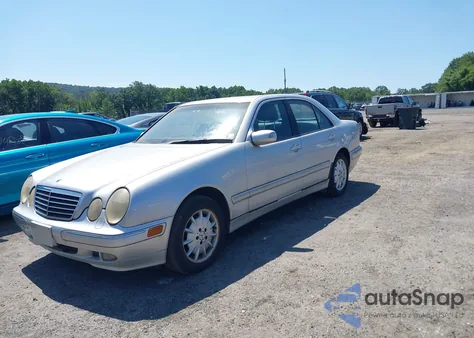 2002 Mercedes-Benz E 320 4M/4M Special Edition from USA, damaged, VIN WDBJF82J72X070398